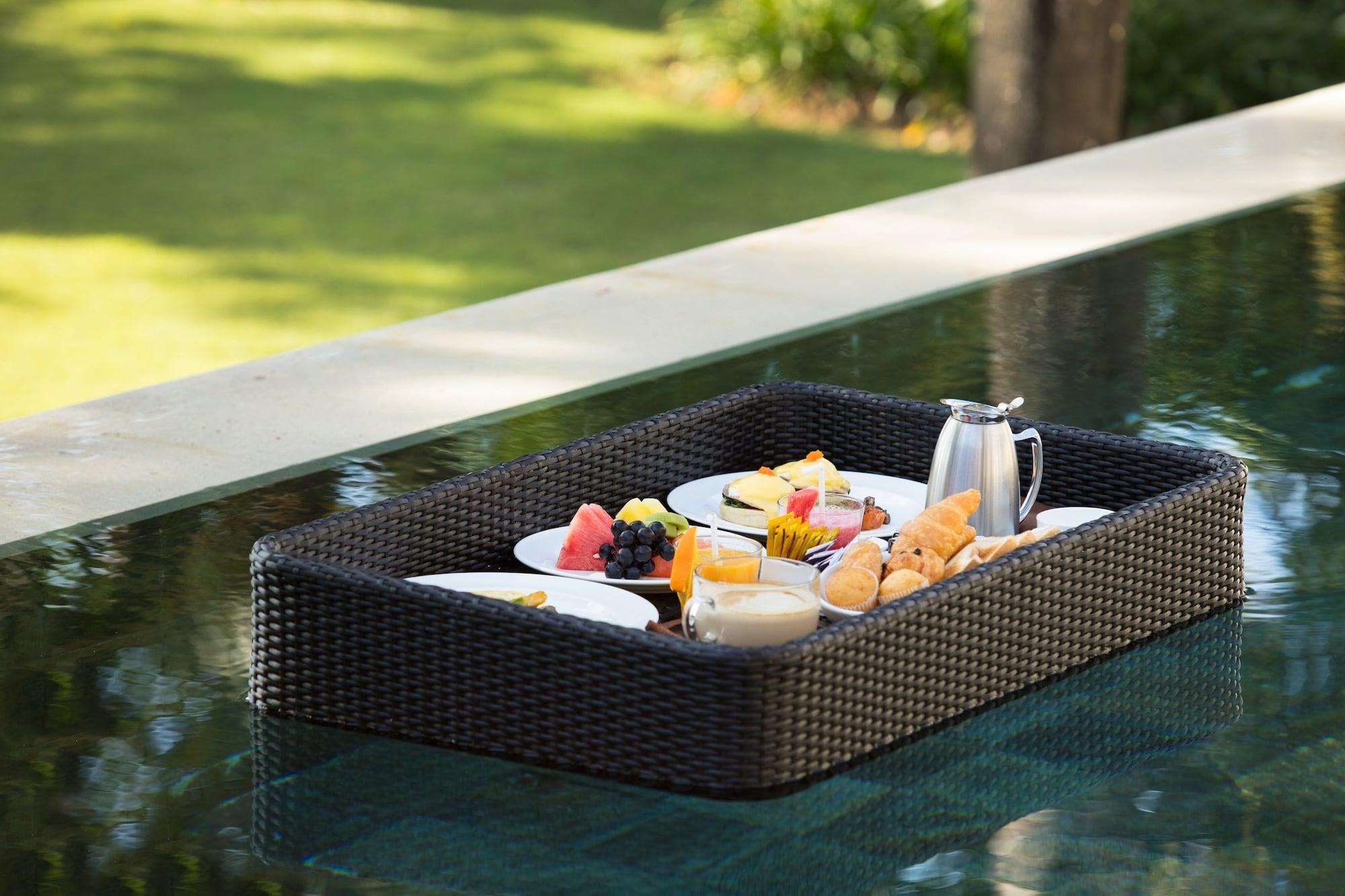 The Royal Santrian Villa Nusa Dua  Exteriör bild