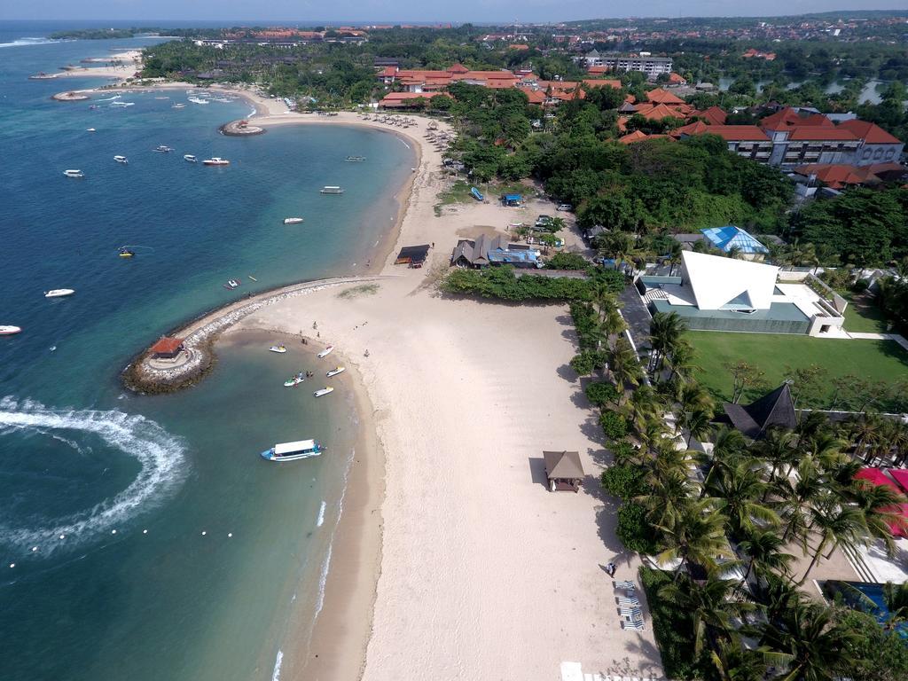 The Royal Santrian Villa Nusa Dua  Exteriör bild