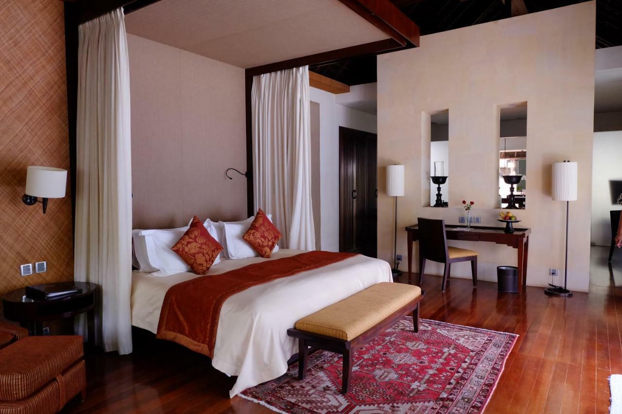 The Royal Santrian Villa Nusa Dua  Exteriör bild